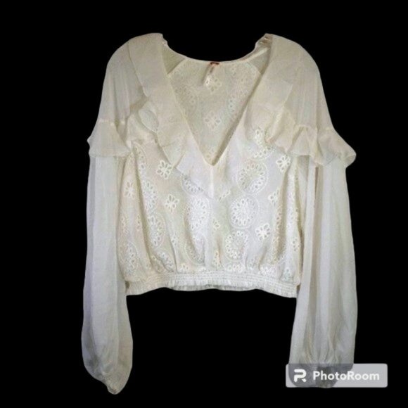 Free People Flowy Crop Semi Sheer Ruffle Eyelet Blouse S White - Picture 12 of 12